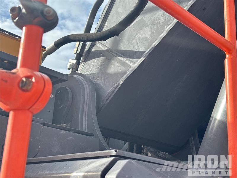 Volvo EC550EL Tracked Excavator Lánctalpas kotrók
