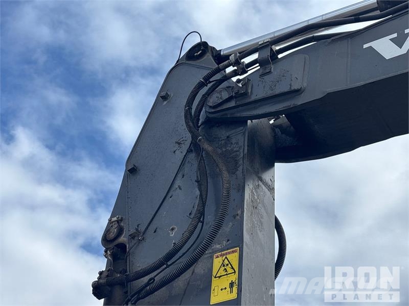 Volvo EC550EL Tracked Excavator Lánctalpas kotrók