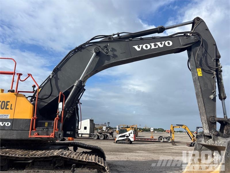Volvo EC550EL Tracked Excavator Lánctalpas kotrók