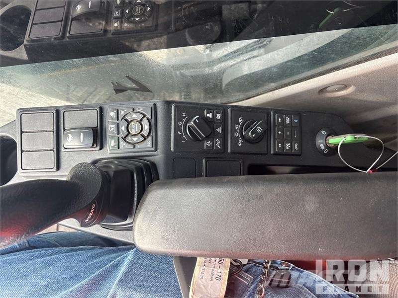 Volvo EC550EL Tracked Excavator Lánctalpas kotrók