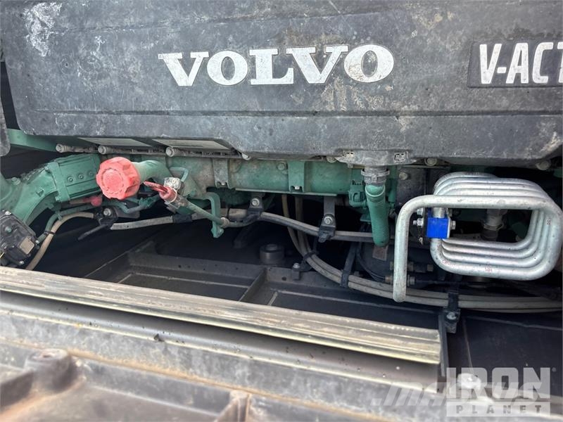 Volvo EC550EL Tracked Excavator Lánctalpas kotrók