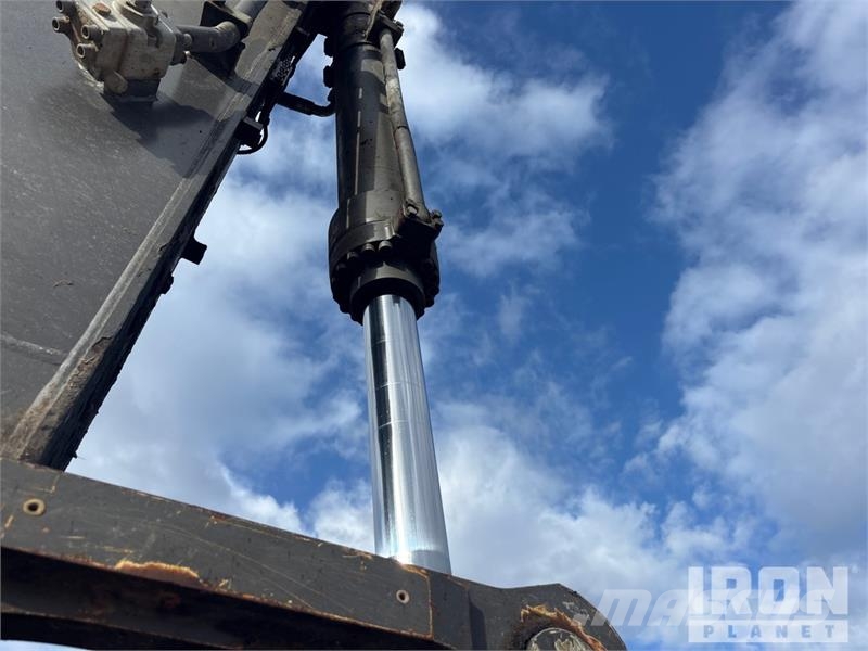 Volvo EC550EL Tracked Excavator Lánctalpas kotrók