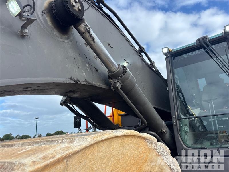 Volvo EC550EL Tracked Excavator Lánctalpas kotrók