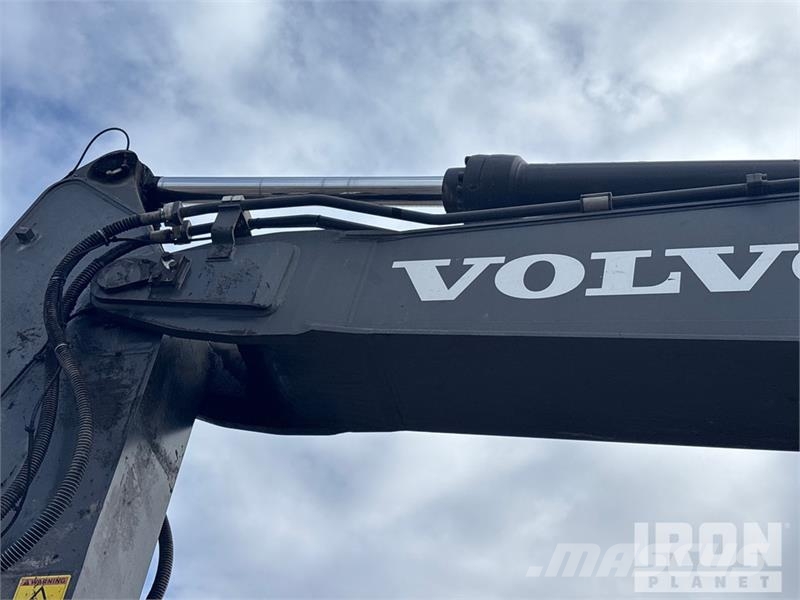 Volvo EC550EL Tracked Excavator Lánctalpas kotrók