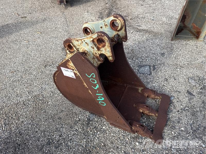 Volvo EC55BKT18 17 in Digging Excavator Bucket دلاء