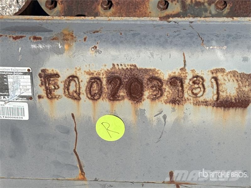 Volvo EC55BKT51 51 in Cleanup Excavator Bucket دلاء