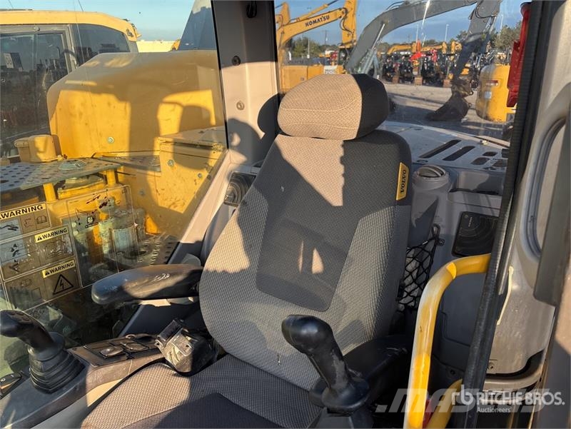 Volvo ECR 145DL Tracked Excavator Gravemaskiner på larvebånd