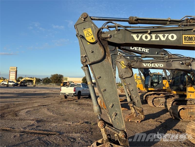 Volvo ECR145DL Tracked Excavator Raupenbagger