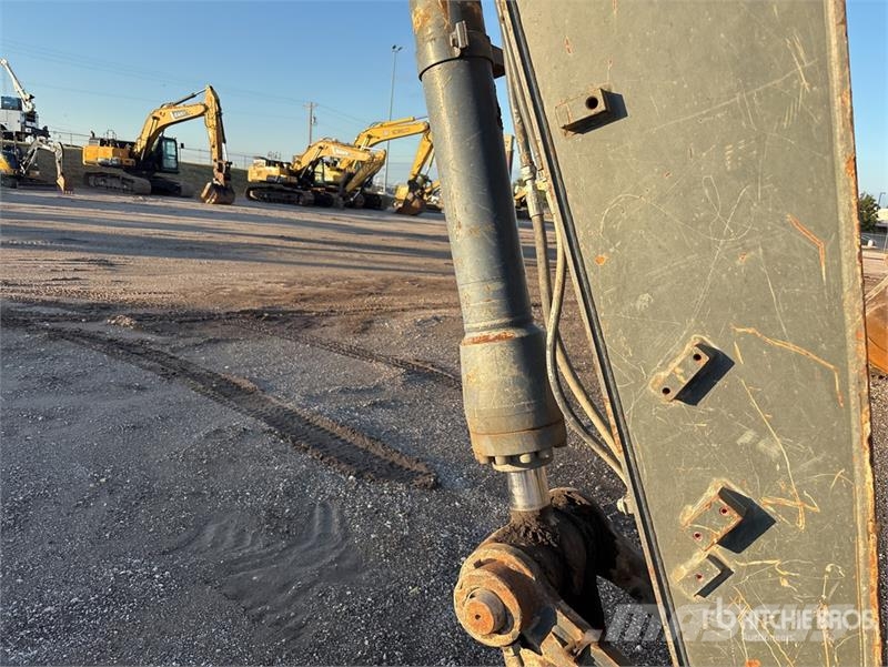 Volvo ECR145DL Tracked Excavator Raupenbagger