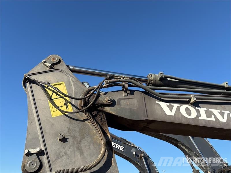 Volvo ECR145E Tracked Excavator Gravemaskiner på larvebånd