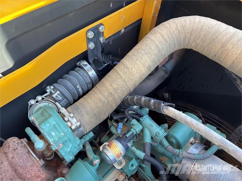 Volvo ECR145E Tracked Excavator Gravemaskiner på larvebånd