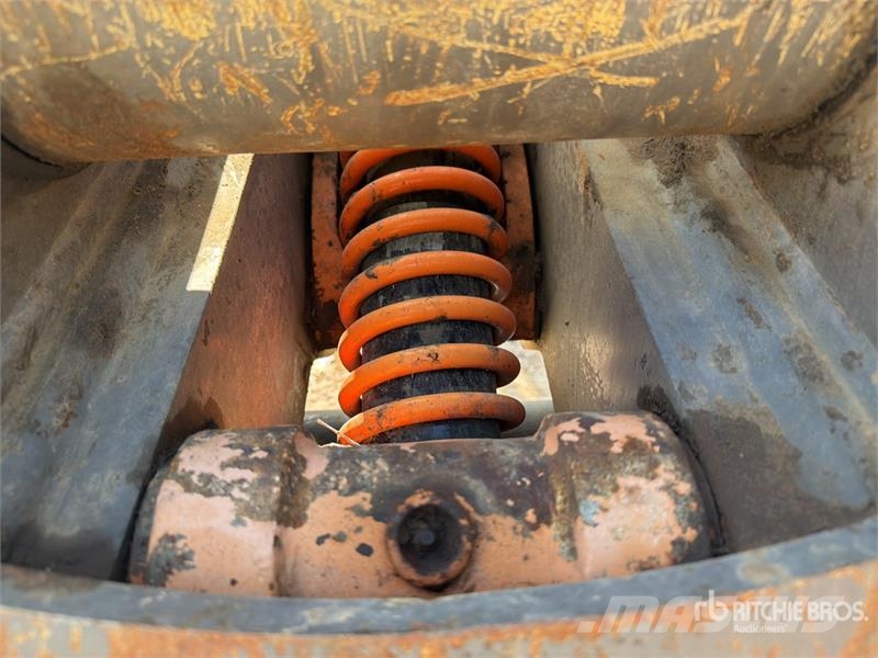 Volvo ECR235EL Tracked Excavator حفارات زحافة