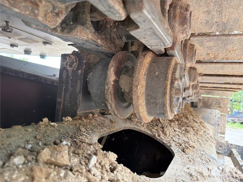 Volvo ECR235EL Tracked Excavator حفارات زحافة
