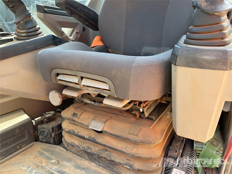 Volvo ECR235EL Tracked Excavator حفارات زحافة