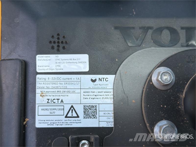 Volvo ECR235EL Tracked Excavator حفارات زحافة