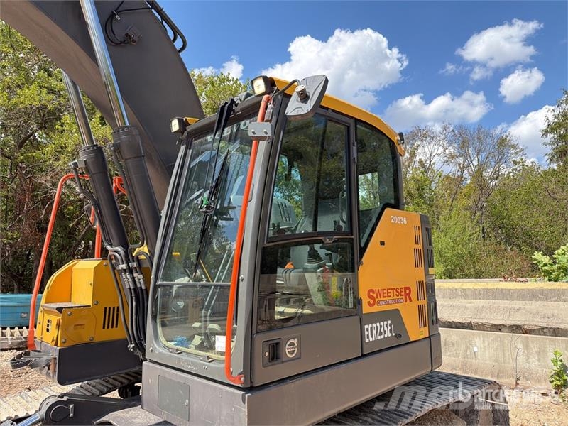 Volvo ECR235EL Tracked Excavator حفارات زحافة