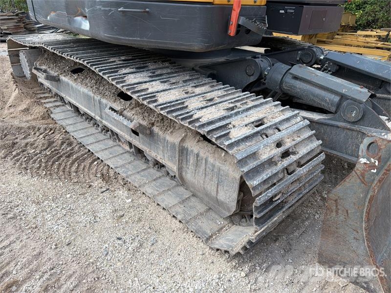 Volvo ECR235EL Tracked Excavator حفارات زحافة