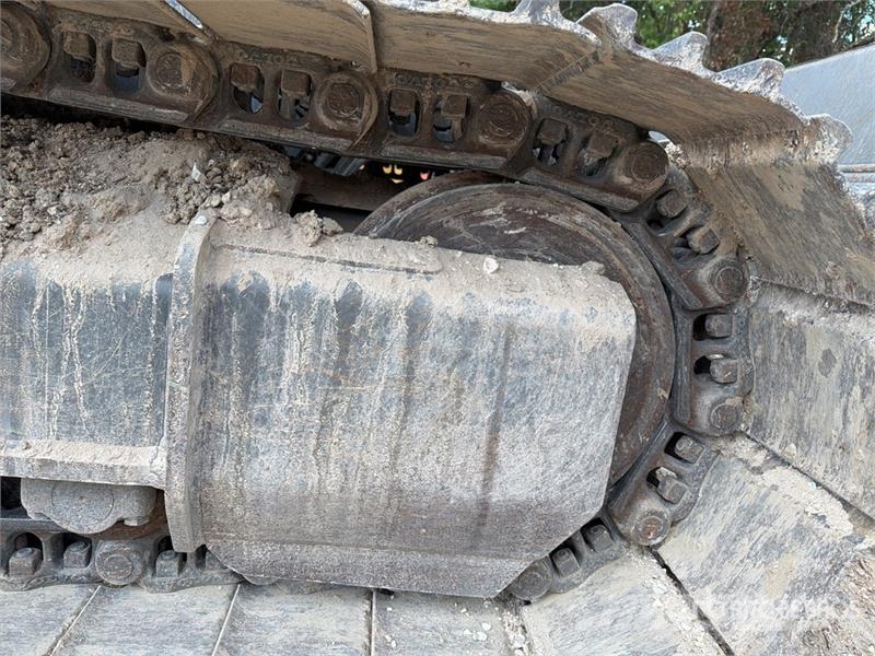 Volvo ECR235EL Tracked Excavator حفارات زحافة