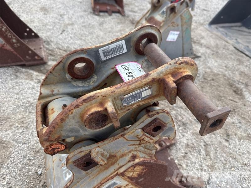 Volvo ECR25QC 7 in Quick Coupler クイックヒッチ