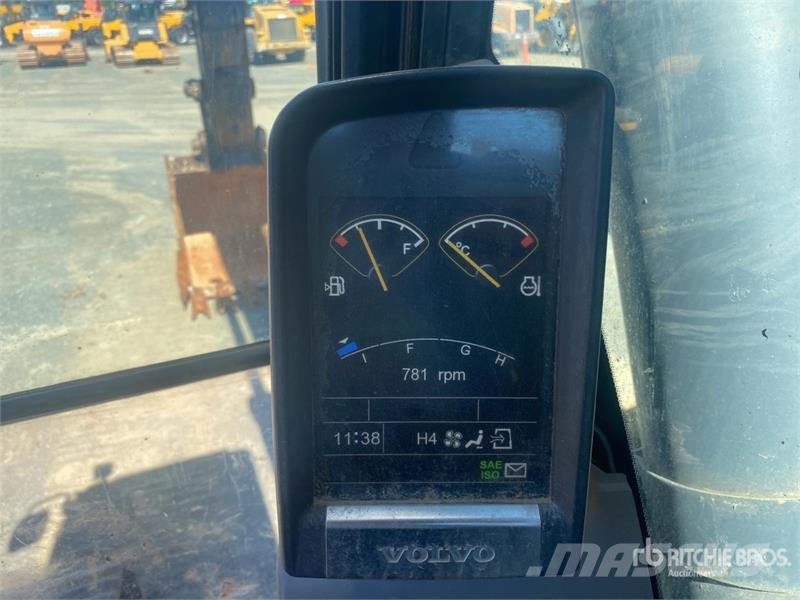 Volvo ECR305C Tracked Excavator Bagri goseničarji