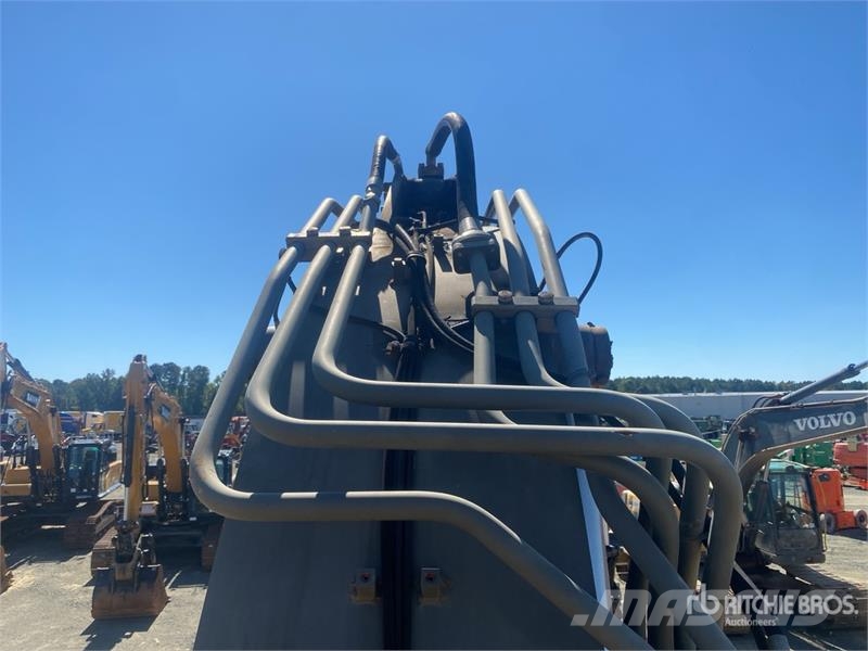 Volvo ECR305C Tracked Excavator Bagri goseničarji