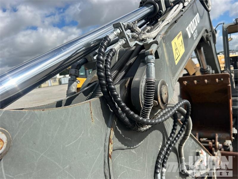 Volvo ECR88D Tracked Excavator Koparki gąsienicowe
