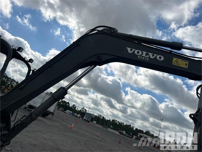 Volvo ECR88D Tracked Excavator Koparki gąsienicowe