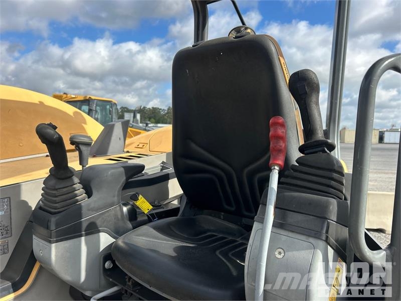 Volvo ECR88D Tracked Excavator Koparki gąsienicowe