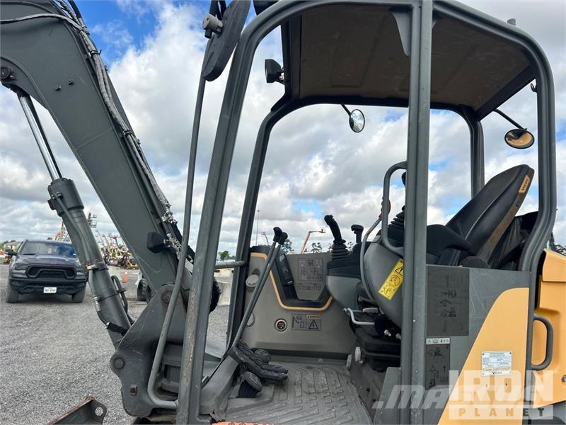 Volvo ECR88D Tracked Excavator Koparki gąsienicowe