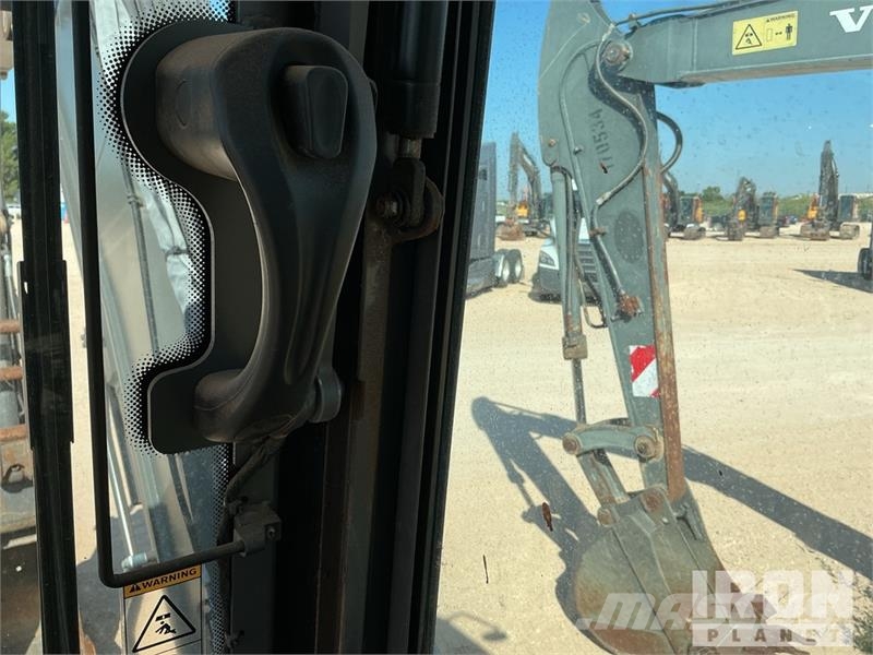 Volvo ECR88D Tracked Excavator Koparki gąsienicowe
