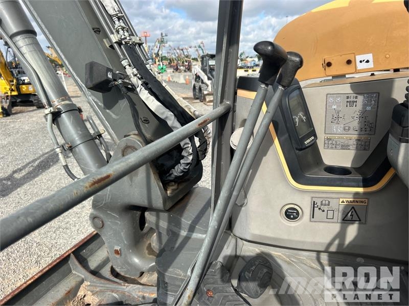Volvo ECR88D Tracked Excavator Koparki gąsienicowe
