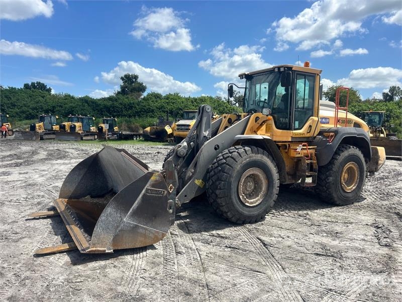 Volvo L110H Wheel Loader Chargeuse sur pneus