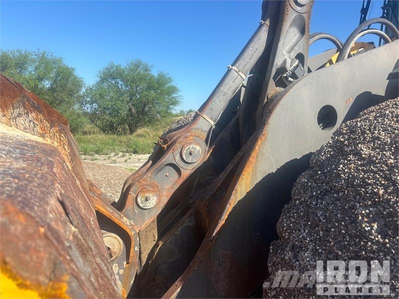 Volvo L220H Wheel Loader 轮式装载机