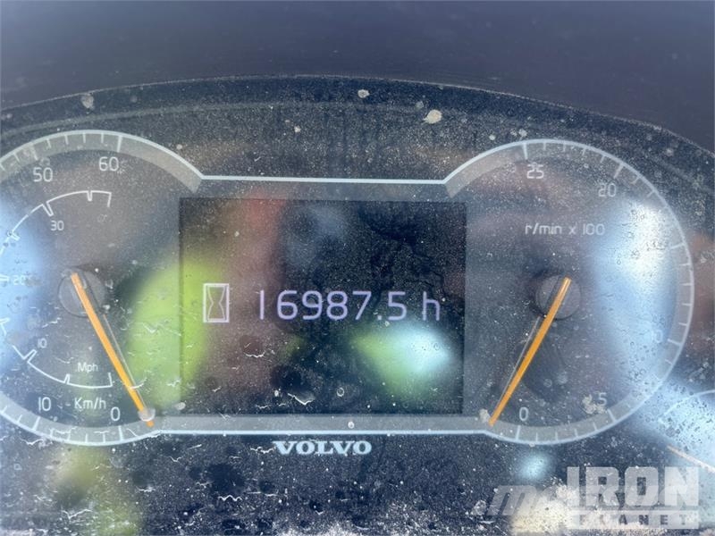 Volvo L220H Wheel Loader 轮式装载机