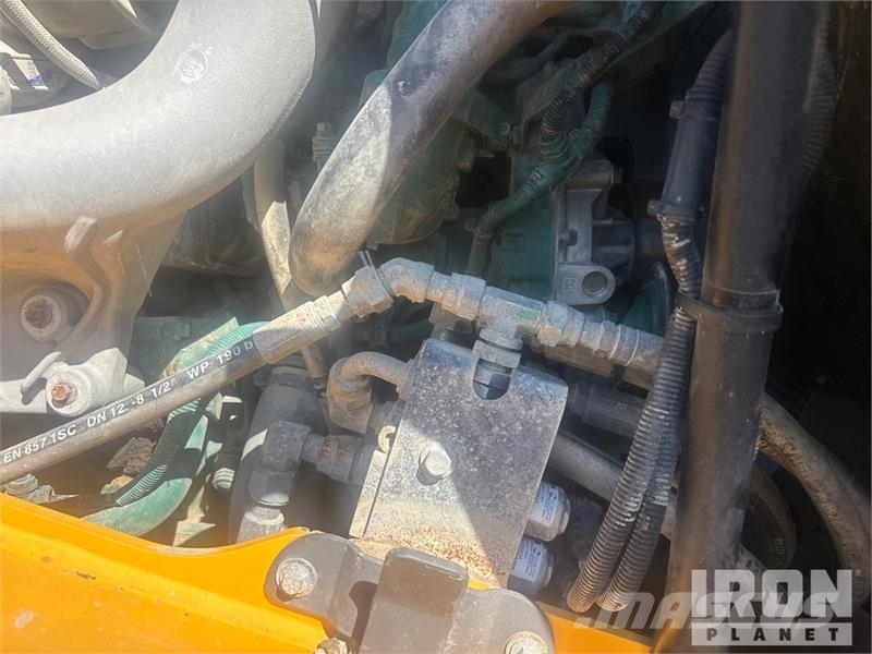 Volvo L220H Wheel Loader 轮式装载机