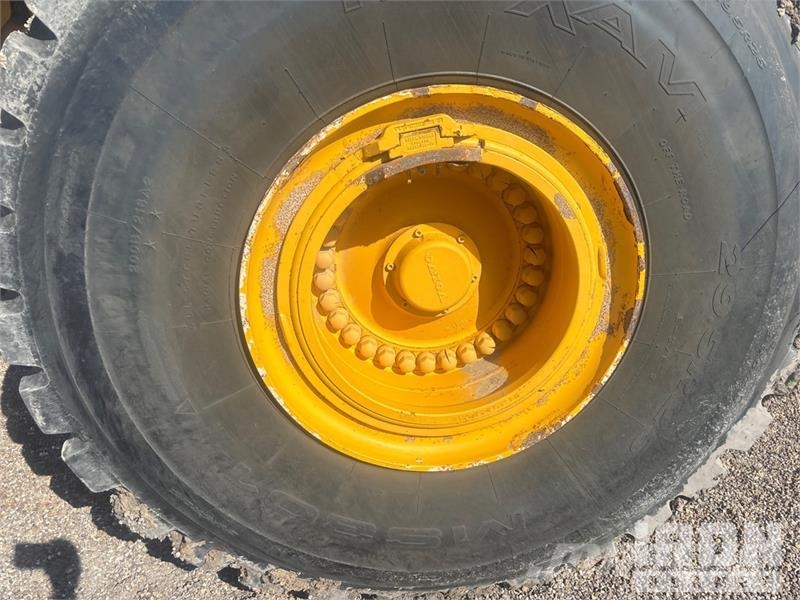 Volvo L220H Wheel Loader 轮式装载机