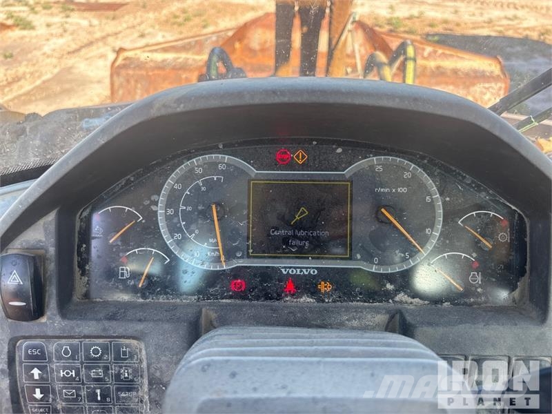 Volvo L220H Wheel Loader 轮式装载机