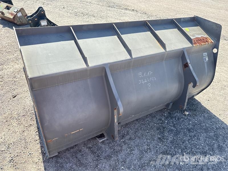 Volvo L30BKT1.4Y 79 in General Purpose Wheel Loader Buck 挖斗