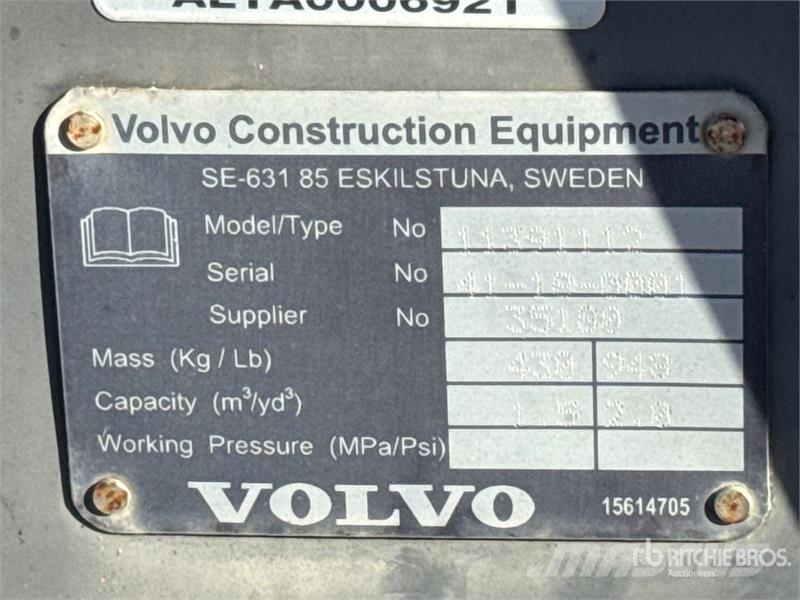 Volvo L30BKT1.96Y 79 in General Purpose Wheel Loader Buc دلاء