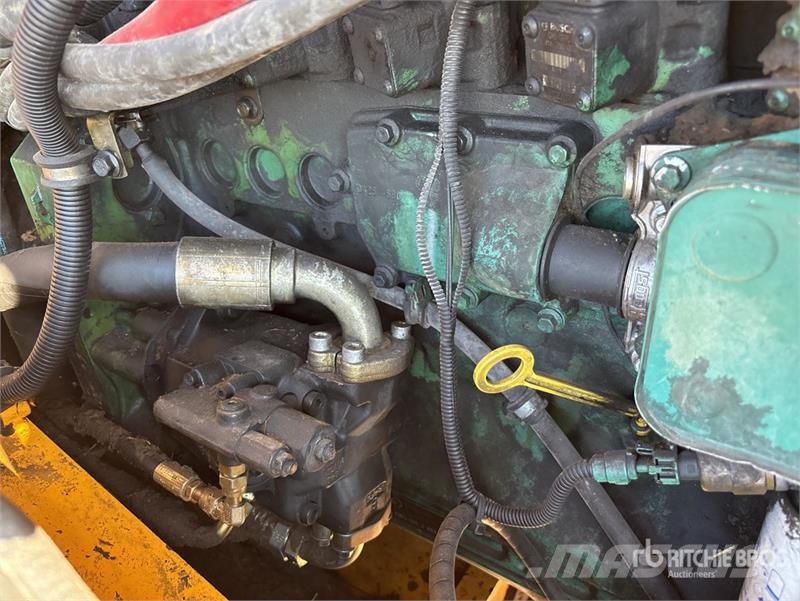 Volvo L60E Wheel Loader Gumikerekes homlokrakodók