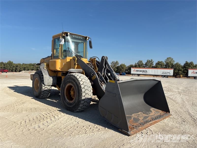 Volvo L60E Wheel Loader Gumikerekes homlokrakodók