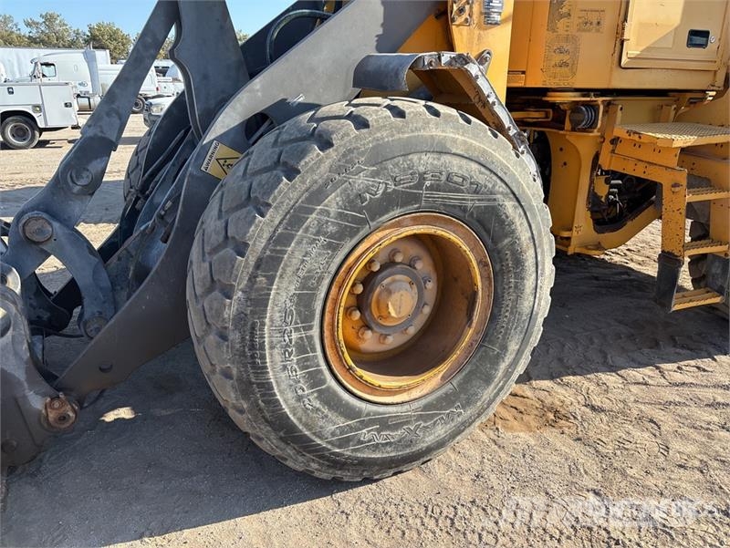 Volvo L60E Wheel Loader Gumikerekes homlokrakodók
