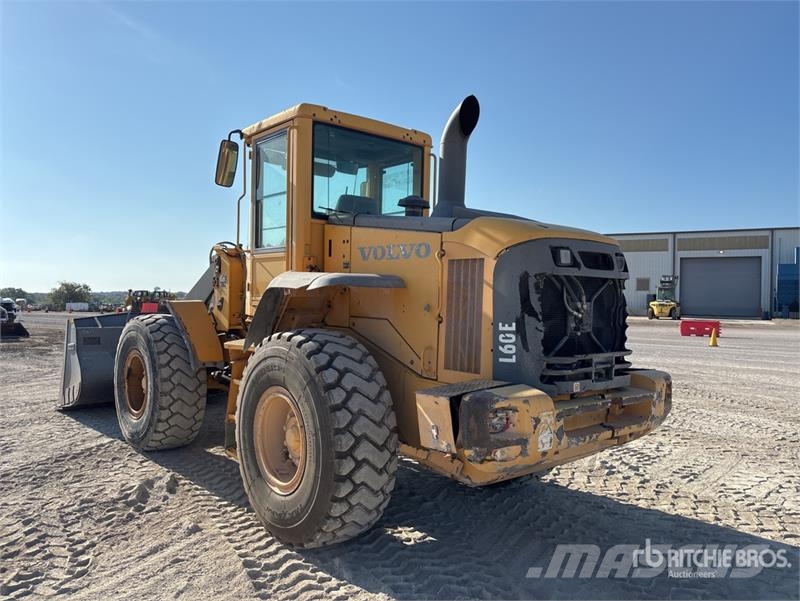 Volvo L60E Wheel Loader Gumikerekes homlokrakodók
