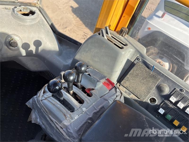 Volvo L60E Wheel Loader Gumikerekes homlokrakodók