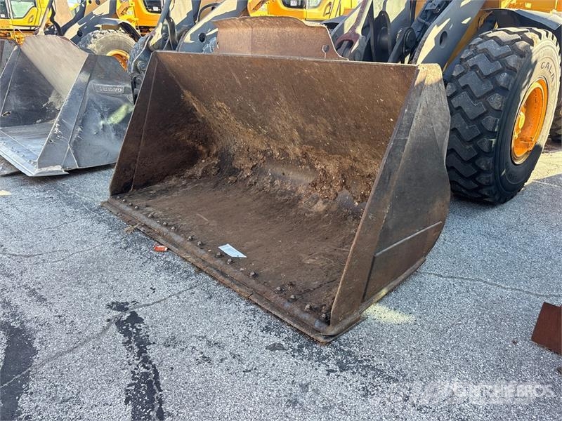 Volvo L90G Wheel Loader 휠로우더