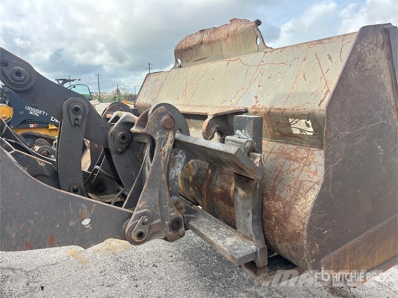 Volvo L90G Wheel Loader 휠로우더