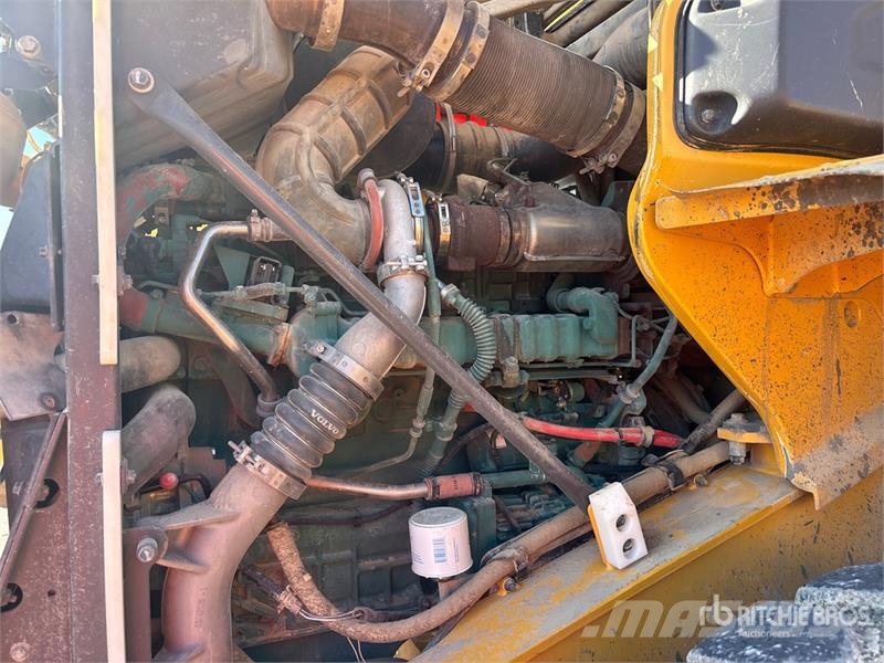Volvo L90G Wheel Loader 휠로우더