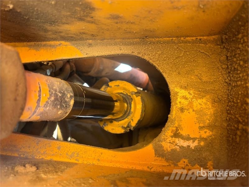 Volvo L90G Wheel Loader 휠로우더
