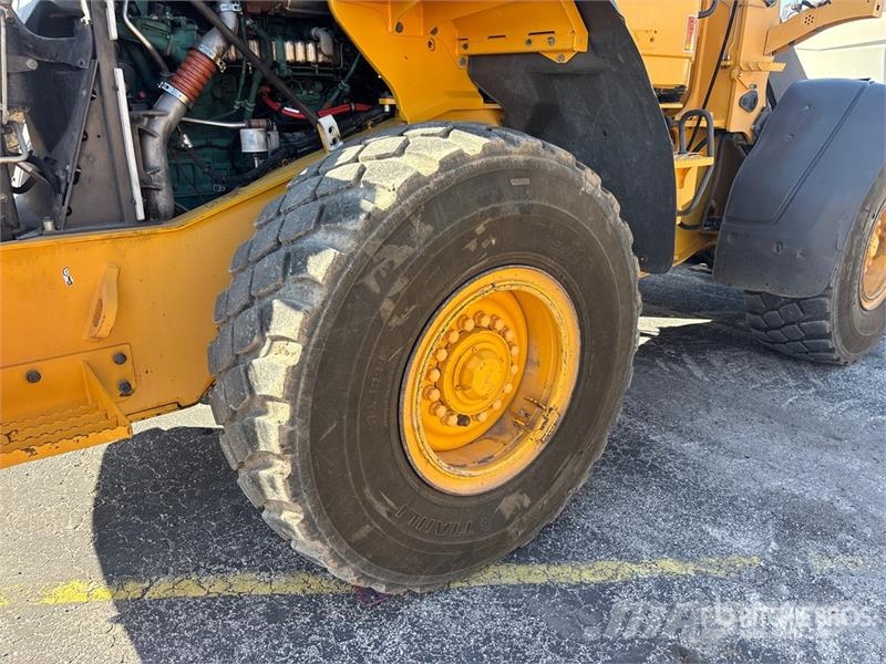 Volvo L90G Wheel Loader 휠로우더