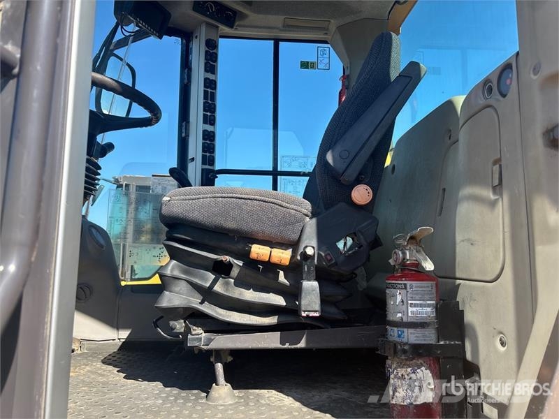 Volvo L90G Wheel Loader 휠로우더